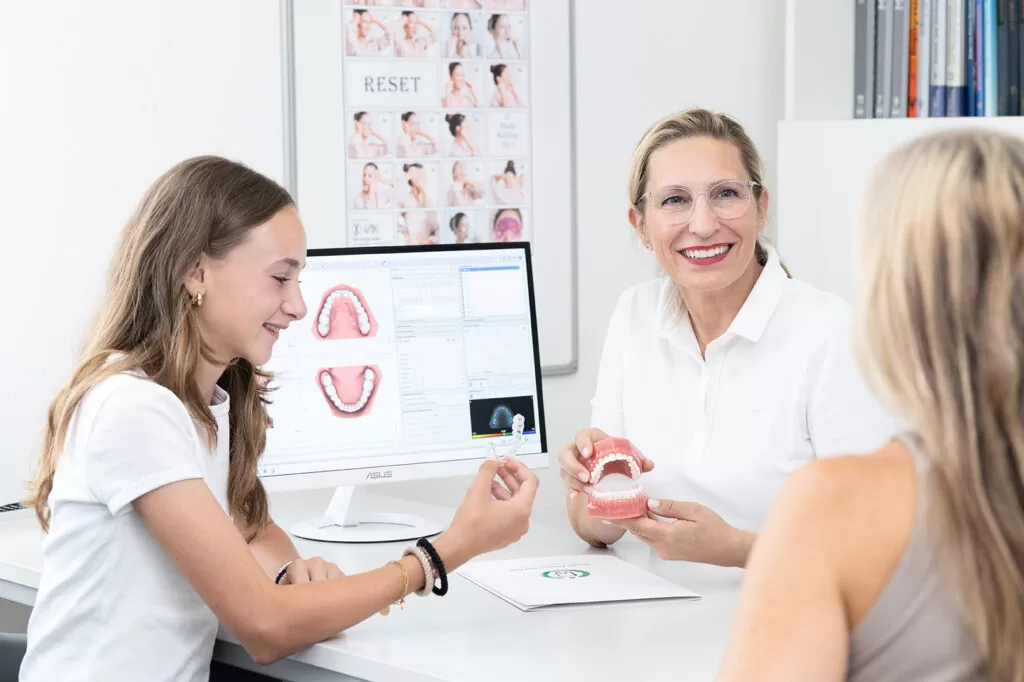 Holistic orthodontic consultation with Dr Paula Göser in Cologne